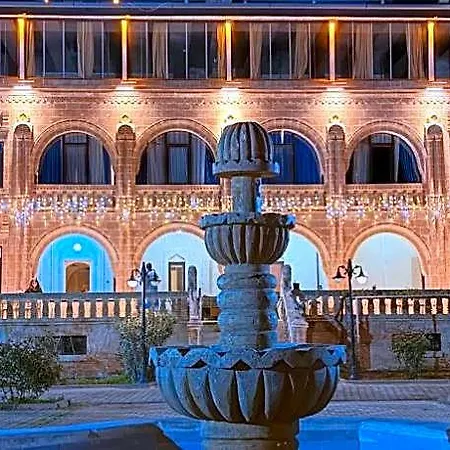 Ξενοδοχείο Turabdin 3*